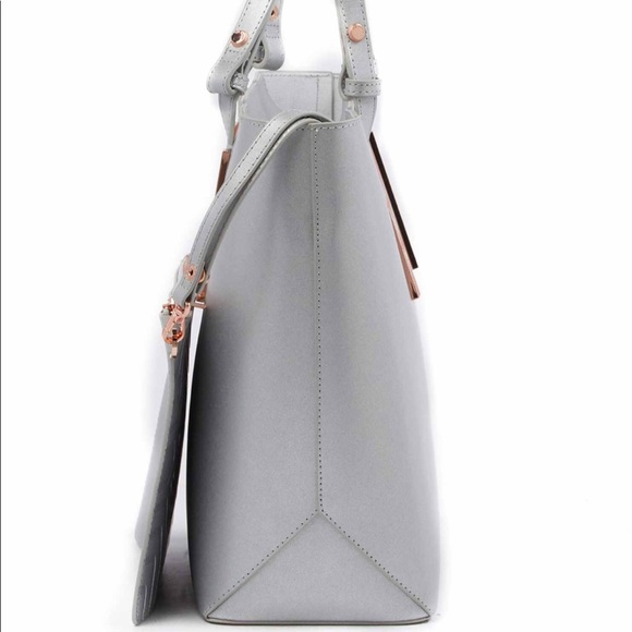 🆕 Ted Baker Kaceyy Metallic Silver Shopper - Picture 4 of 5